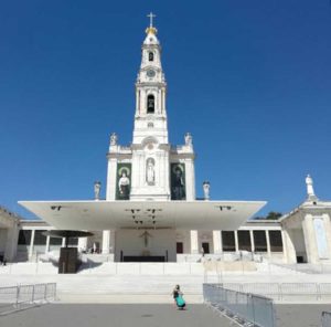 Fatima da Napoli - 5 giorni a fine Agosto