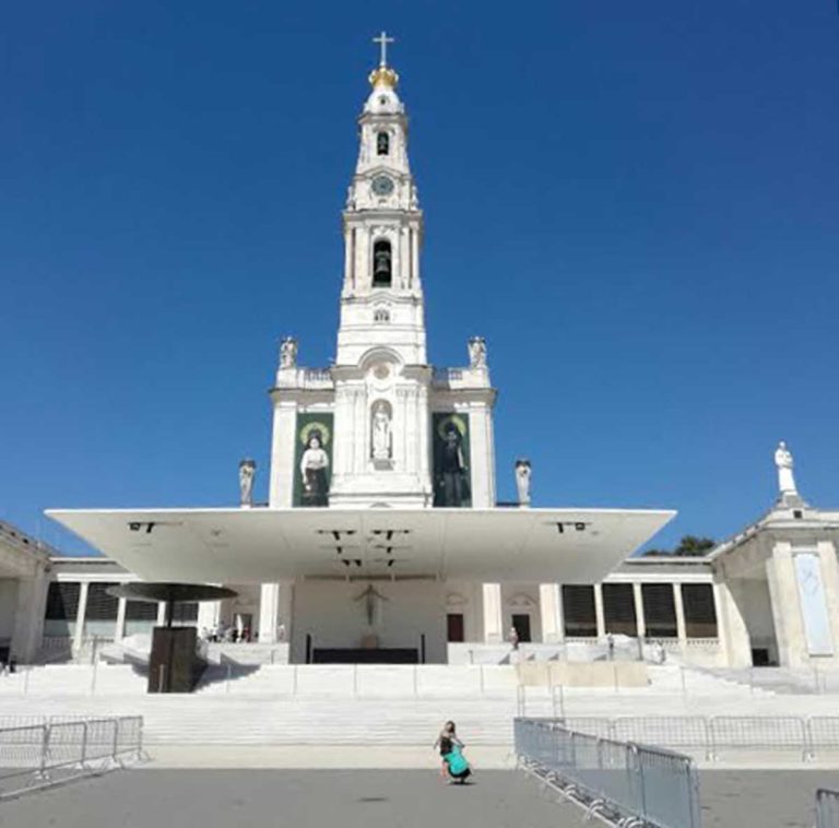 Fatima da Napoli - 5 giorni a fine Agosto