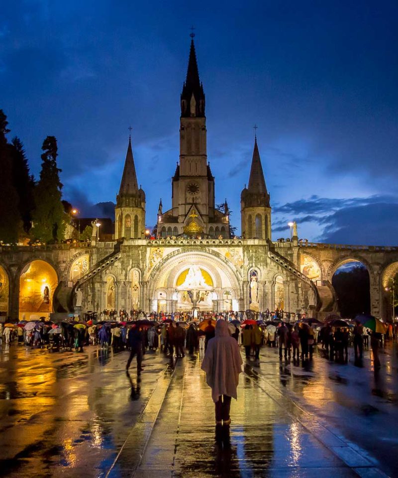 Lourdes-