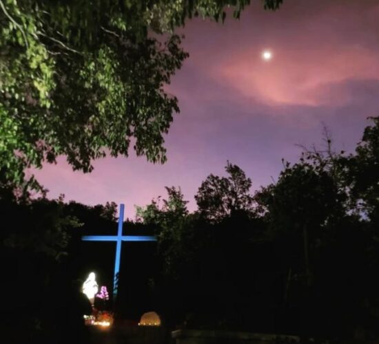 Preghiera a Medjugorje Podbrodo