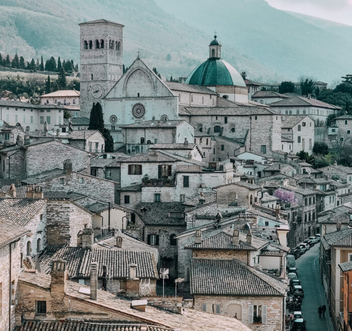 Assisi in bus dal Nord - Ponte 25 Aprile